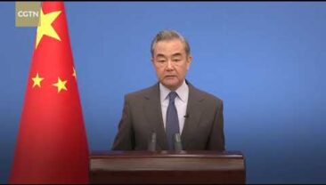 Ван Ї: Китай надає новий імпульс відкритості та співробітництву, створюючи нові можливості для відновлення глобальної економіки