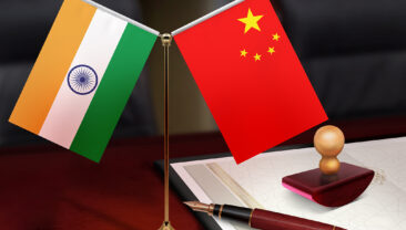 Сі Цзіньпін направив вітальне послання президенту Індії Мурму з нагоди Дня Республіки Індія