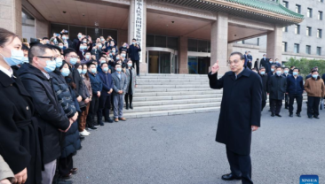 Прем’єр Держради КНР наголосив на необхідності впровадження інновацій у макроекономічне регулювання для стабілізації економіки
