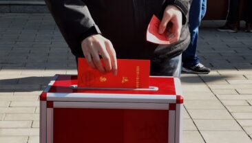 【Сесії ВЗНП і ВК НПКРК】Система виборів складу вищого керівництва у Китаї