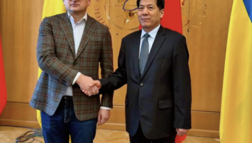 Лі Хуей, спеціальний представник уряду Китаю у справах Європи та Азії, відвідав Україну