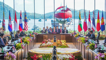 Відкрився 42-й саміт АСЕАН