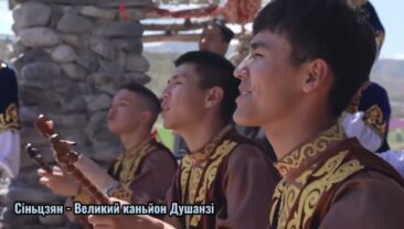 Подорож Сінцзяном: поїздка по найкрасивішому шосе в Китаї