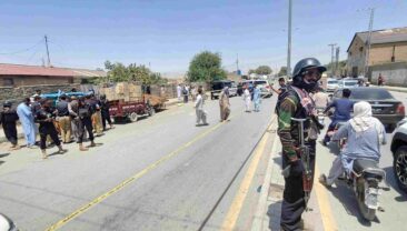 Китай висловив співчуття Пакистану у зв’язку з катастрофою поїзда