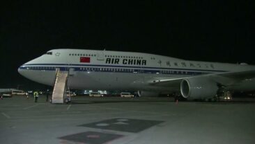 Сі Цзіньпін прибув до ПАР із державним візитом і для участі у 15-й зустрічі керівників країн БРІКС