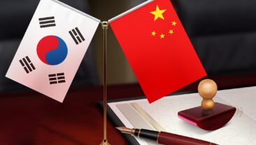Глави МЗС КНР та Республіки Корея провели телефонну розмову щодо сприяння двосторонньому співробітництву