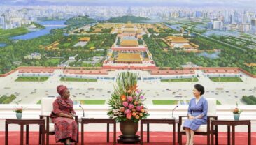 Пен Ліюань провела зустріч із першою леді Замбії