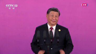 Сі Цзіньпін привітав усіх китайців із прийдешнім Святом Весни