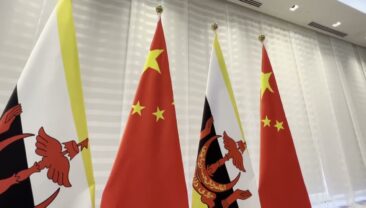 Сі Цзіньпін зустрінеться з султаном Брунею Хассаналом Болхіахом