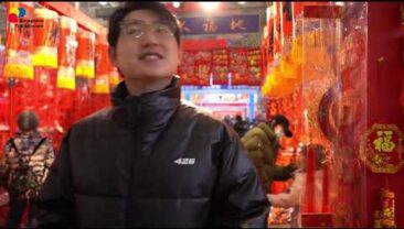 Разом зі мною відвідаємо ярмарок новорічних товарів