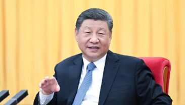 Сі Цзіньпін привітав жінок усієї країни з прийдешнім Міжнародним жіночим днем