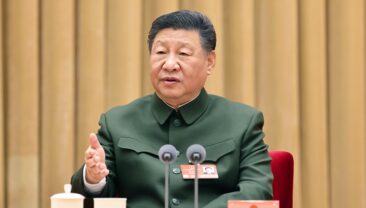 Сі Цзіньпін закликав до успішного завершення армійського будівництва