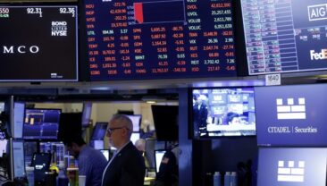 Опитування CGTN: Тарифи Трампа «б’ють» по фондовому ринку США і становлять небезпеку для світової торгівлі