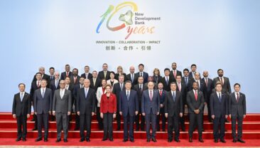 Сі Цзіньпін відвідав Новий банк розвитку