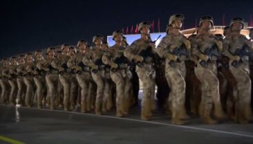 На площі Тяньаньмень відбулася перша комплексна репетиція урочистостей на честь 80-річчя перемоги у Війні опору китайського народу японським загарбникам та Перемоги у Світовій антифашистькій війні