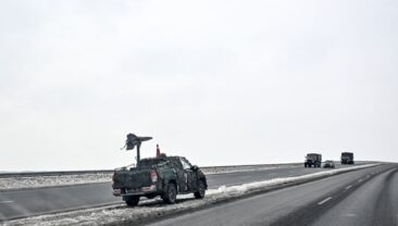 Українські захисники знищили 14 ракет і 382 дрони за ніч