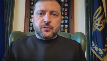 Зеленський вдячний рятувальникам за роботу під час ліквідації наслідків російських атак