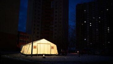 Киян закликають економити електроенергію через критику в поставках