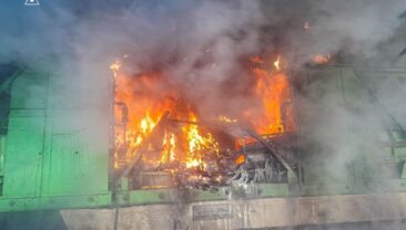 Удар БПЛА по залізничній станції на Сумщині: пошкоджений електропоїзд