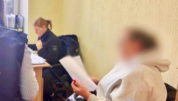 У Київській області підозрюють жінку у систематичному насильстві над дітьми