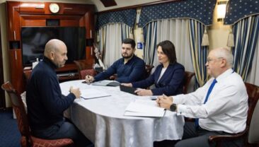 Прем’єр-міністр Молдови прибув до Києва для переговорів з президентом Зеленським
