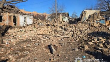Обстріл Славянська: 14 постраждалих, загинули мати з донькою