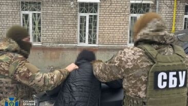 Затримання нелегальних торговців військовим озброєнням в Україні