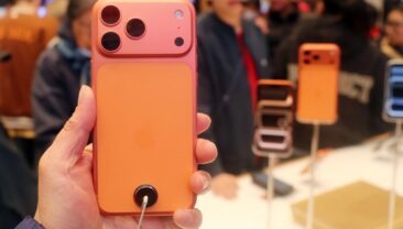 Apple почала обмежувати доступ російських користувачів до своїх послуг