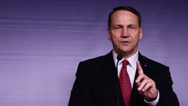 Сикорський заперечив перемогу Росії в Україні та закликав Європу до переговорів