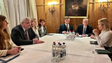 Глава МЗС України обговорив 20-й пакет санкцій ЄС проти Росії