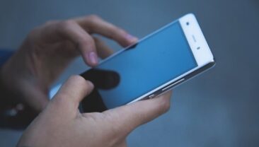 Міністр освіти України прокоментував можливий заборону використання смартфонів у школах