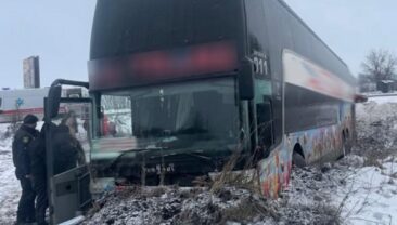 ДТП на трассі Львів-Луцьк: троє пасажирок отримали травми