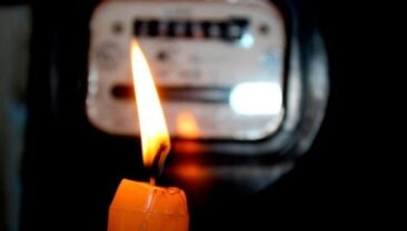 78,7% українців вважають відповідальність за перебої в постачанні електрики та тепла на російські війська