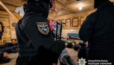 В Київській області викрито групу, яка незаконно утримувала людей у псевдореабілітаційному центрі