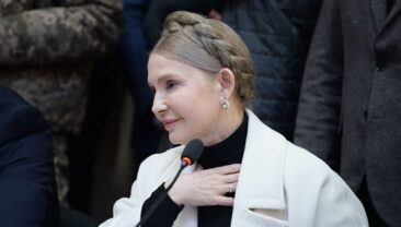 Суд зняв арешт з автомобілів та грошей Тимошенка