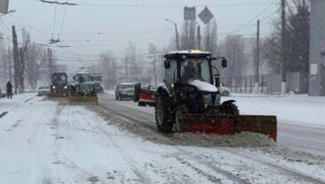 Екстрені служби України переходять на цілодобовий режим роботи через погіршення погоди