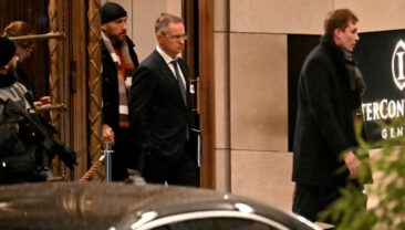 Переговори в Женеві застрягли через позиції Мединського