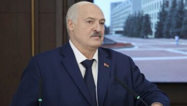 Лукашенко: ‘Господь уберег Беларусь от страшной непонятной рыночной экономики’