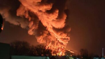 Атака безпілотників на нафтову базу в Псковській області