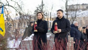 Зеленський та Зеленська вшанували пам’ять героїв Небесної Сотні