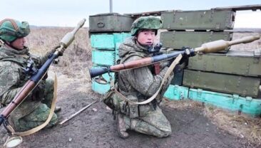 Президент Зеленський: 10 тисяч солдатів КНДР навчаться гібридній війні в Росії