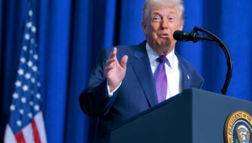 Трамп закликає опублікувати документи про інопланетян