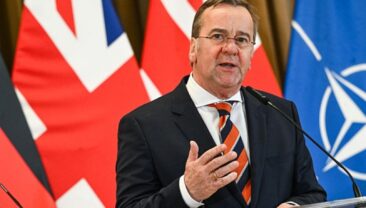 Германський міністр оборони пропонує створити європейський аналог Five Eyes