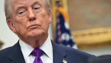 Верховний суд США визнав більшість пошлин Трампа незаконними