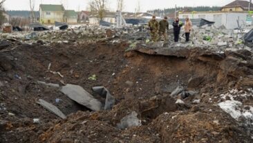 Зеленський обговорив з областями нову тактику РФ та посилення оборони