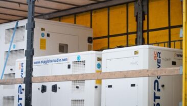 Азербайджан надав Україні 149 гуманітарних вантажів з енергетичним обладнанням