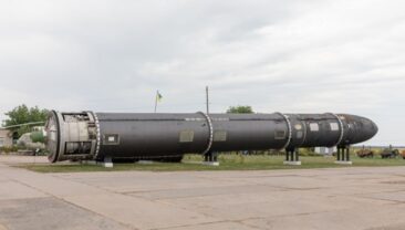 Великобританія та Україна спростували російські заяви про ядерну зброю