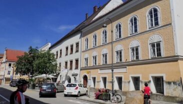 Поліція Браунау-на-Інне переїхала в будівлю, де народився Гітлер