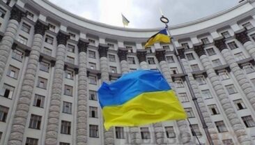 Кабмін змінив підходи до підготовки та доставки підручників