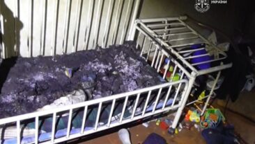 Мати предстане перед судом після пожежі, у якій загинув її син